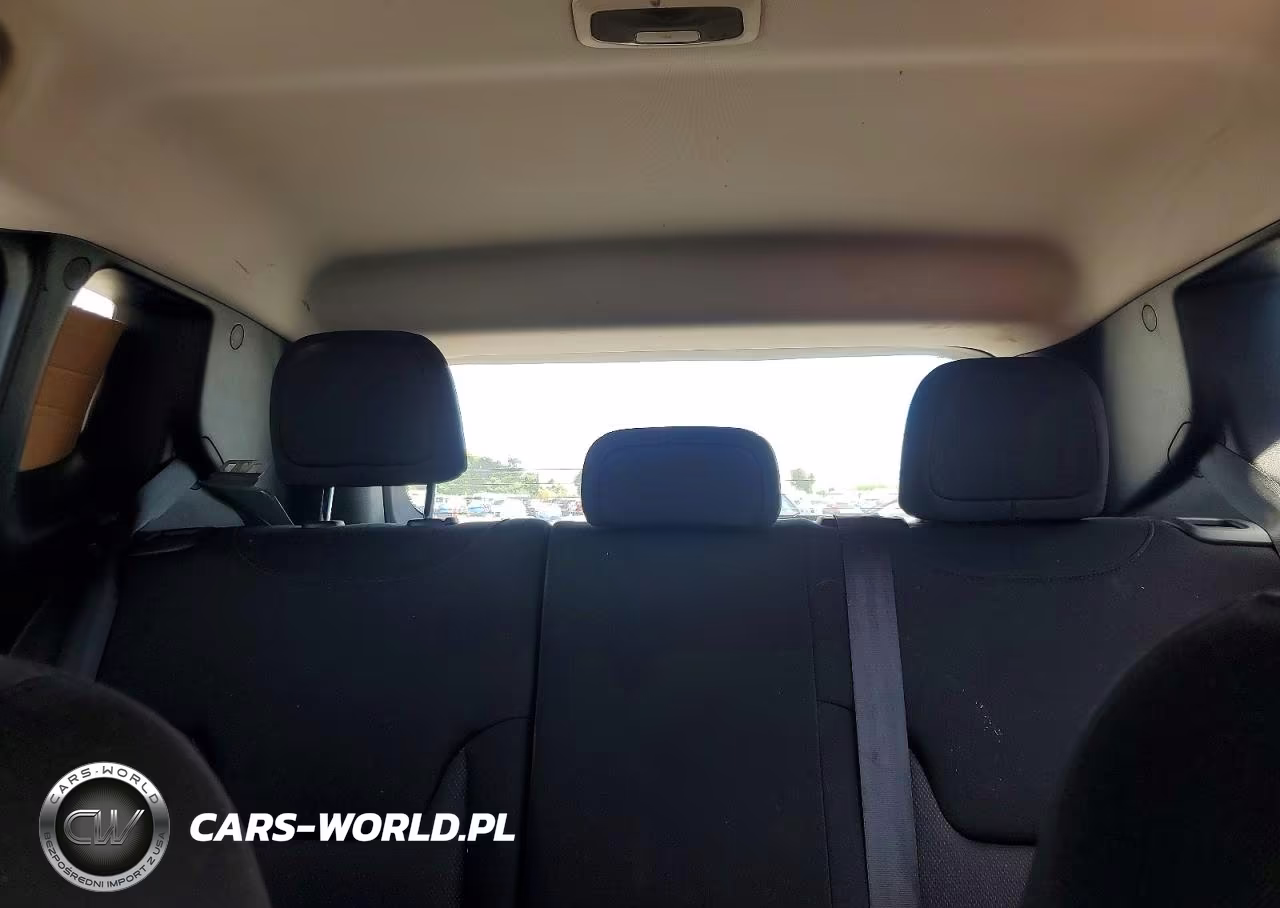 2018 Jeep Renegade Sport VIN:ZACCJBAB7JPJ46359 - 10