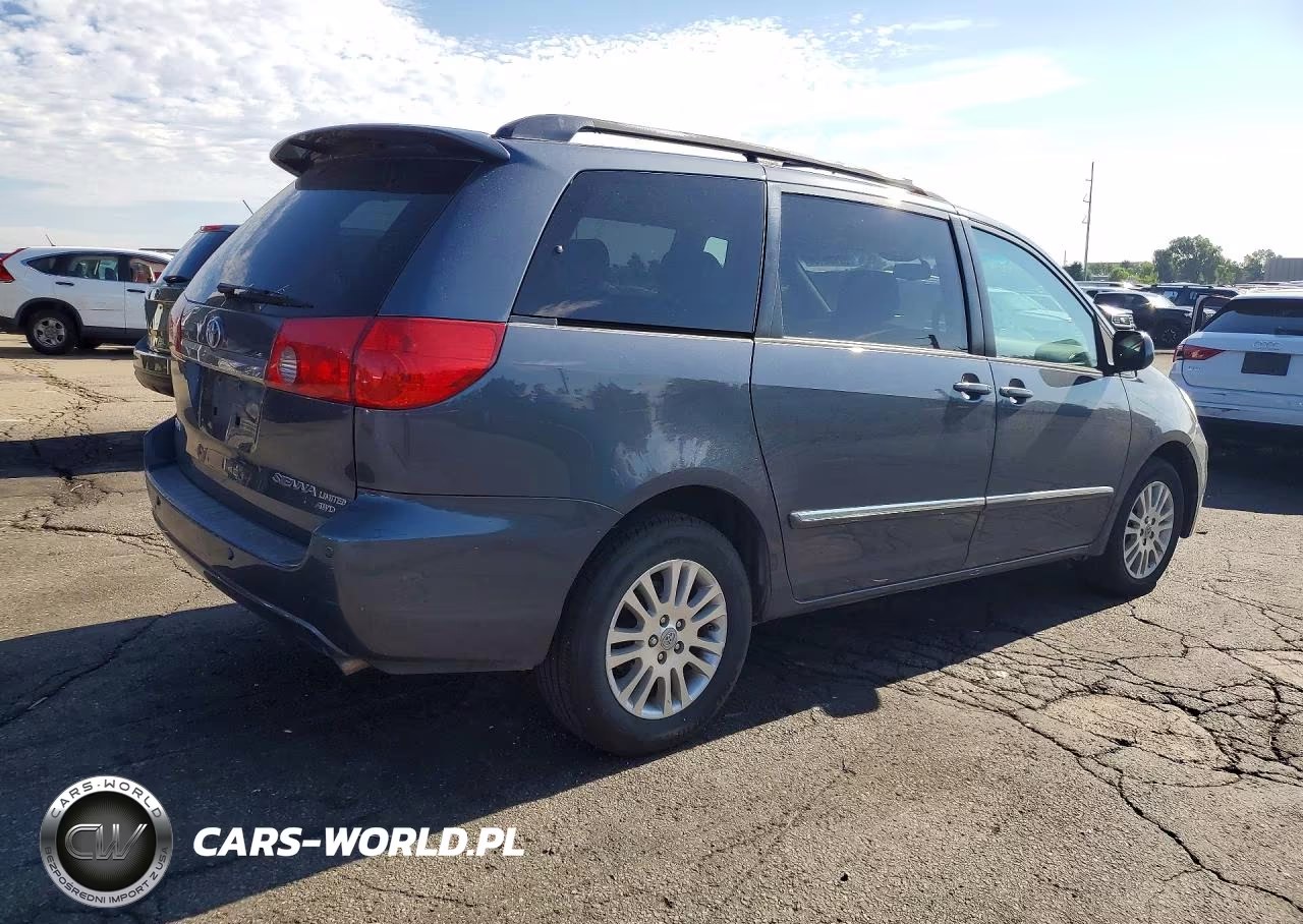 2008 Toyota Sienna VIN:5TDBK22C18S013161 - 3