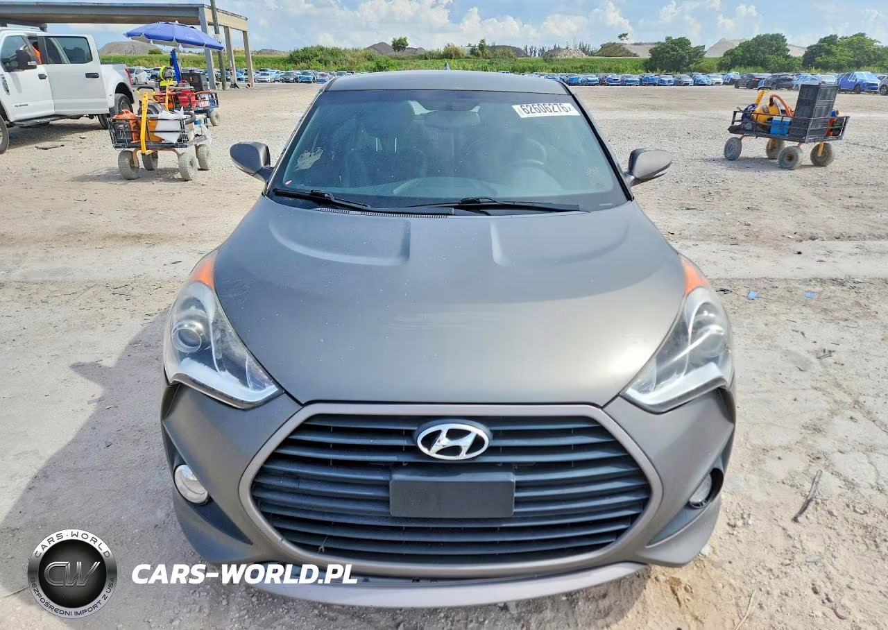 2016 Hyundai Veloster Turbo VIN:KMHTC6AE6GU272438 - 5