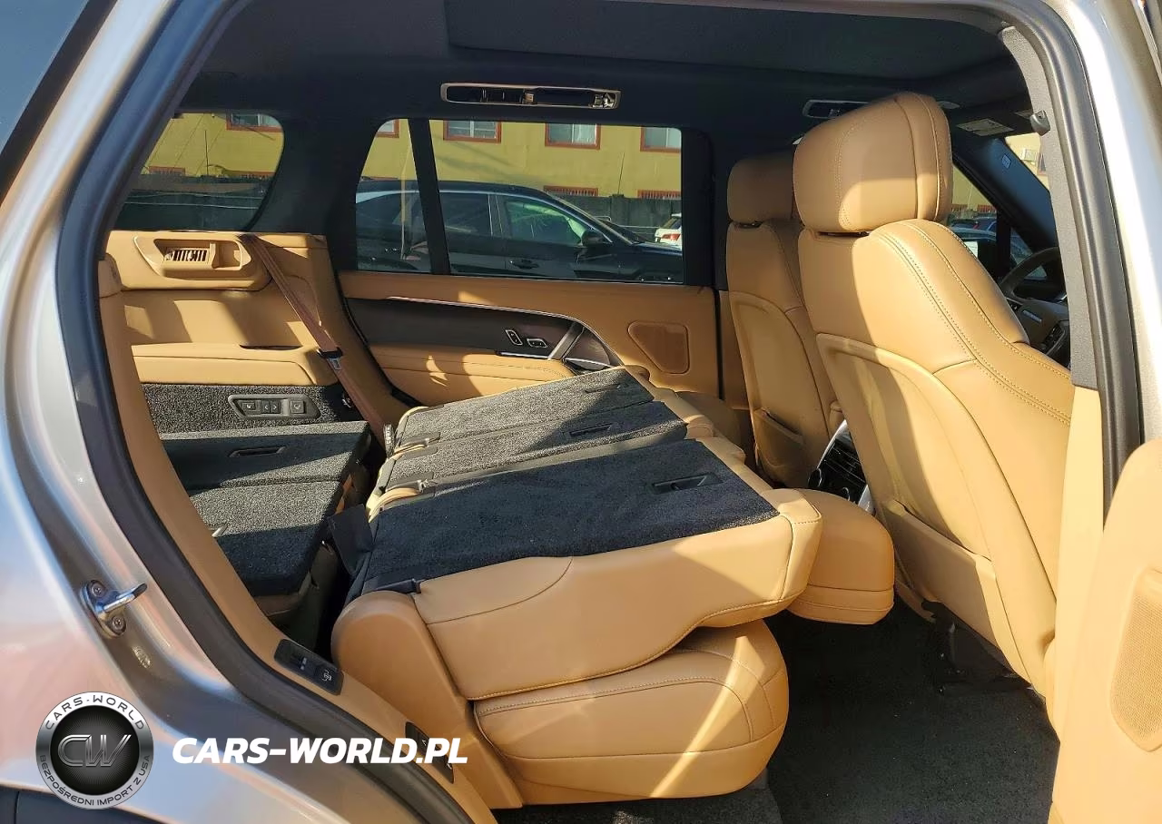 2025 Land Rover Range Rover Se VIN:SALKPBE93SA301035 - 10