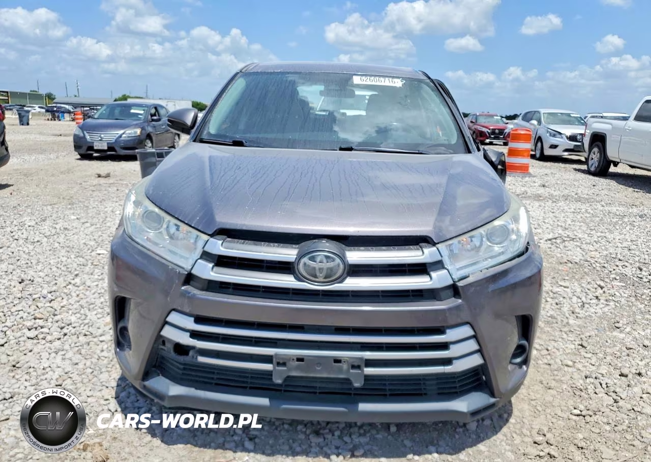 2017 Toyota Highlander Le VIN:5TDZARFH4HS025109 - 5