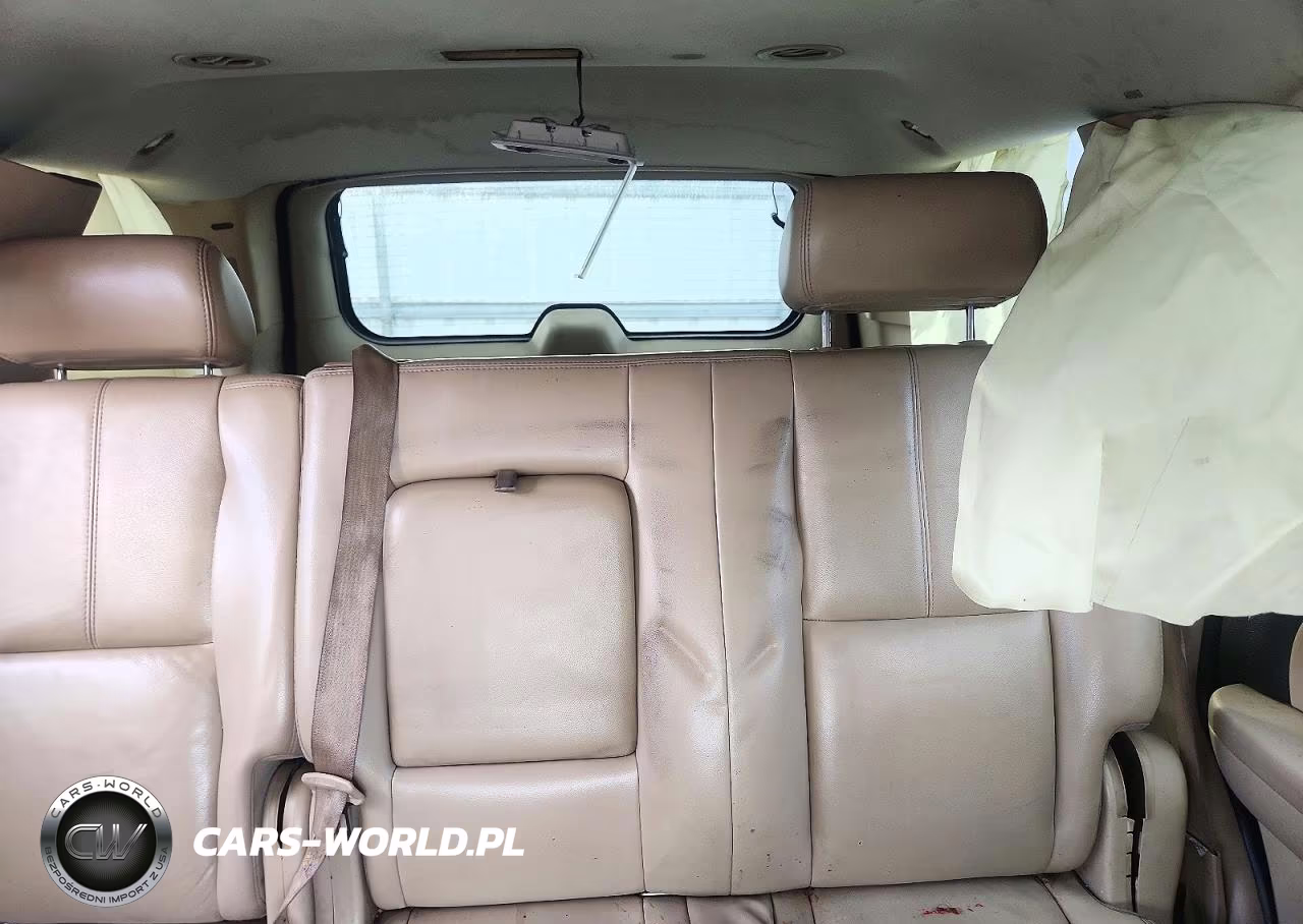 2007 Chevrolet Tahoe K1500 VIN:1GNFK13037J134812 - 10