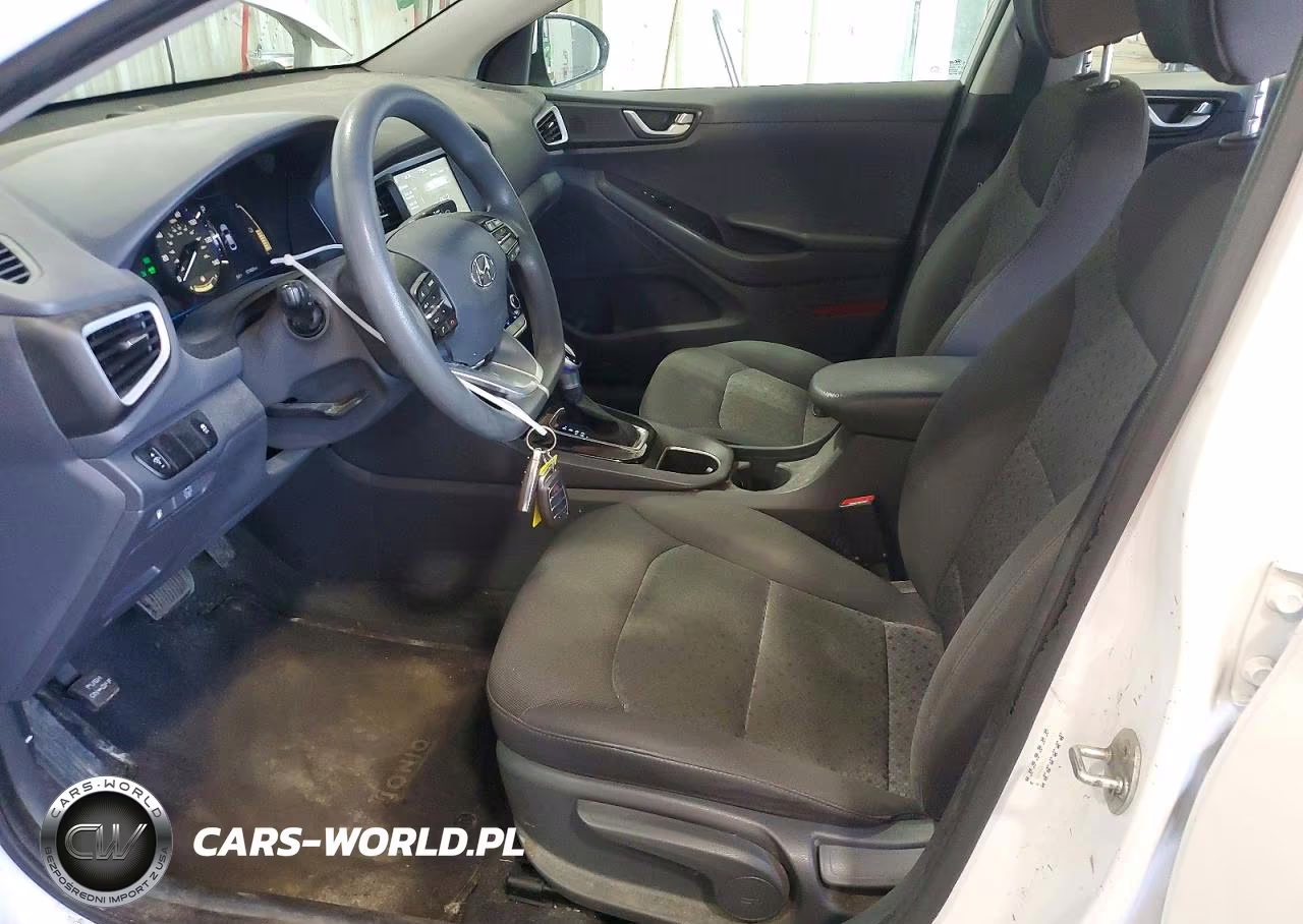 2017 Hyundai Ioniq Blue VIN:KMHC65LC7HU036833 - 7