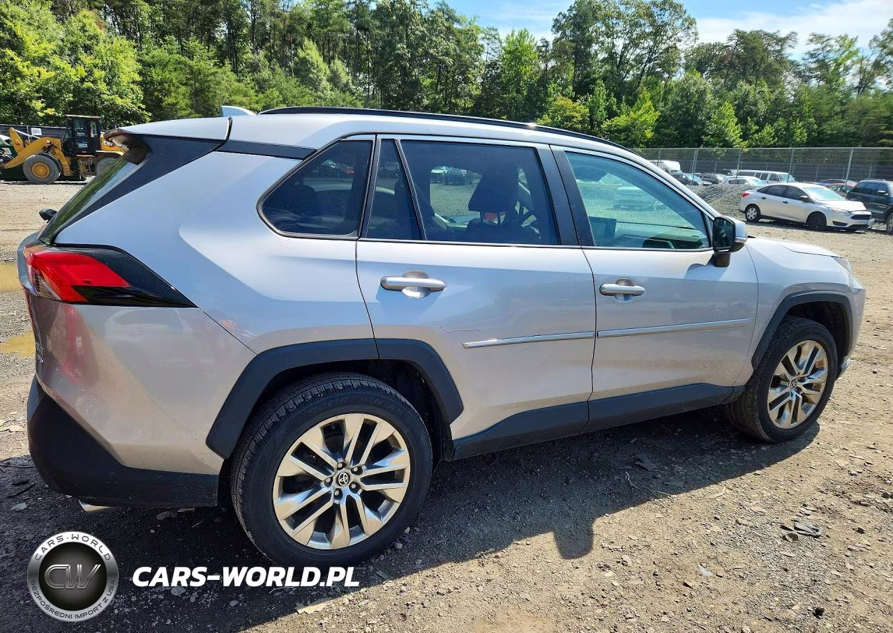 2021 Toyota Rav4 Xle Premium VIN:2T3A1RFV7MC256194 - 3