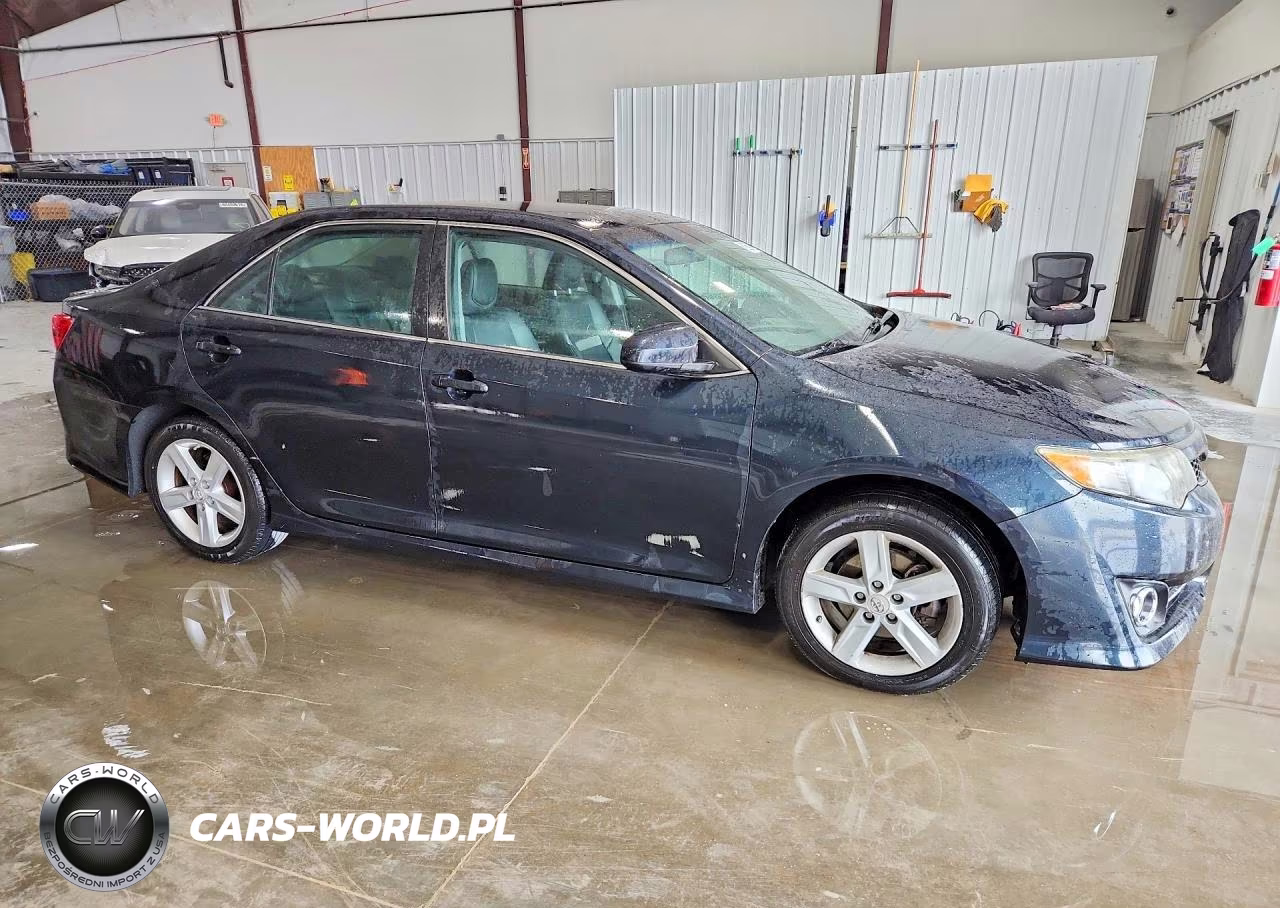 2012 Toyota Camry Se VIN:4T1BF1FKXCU142130 - 4
