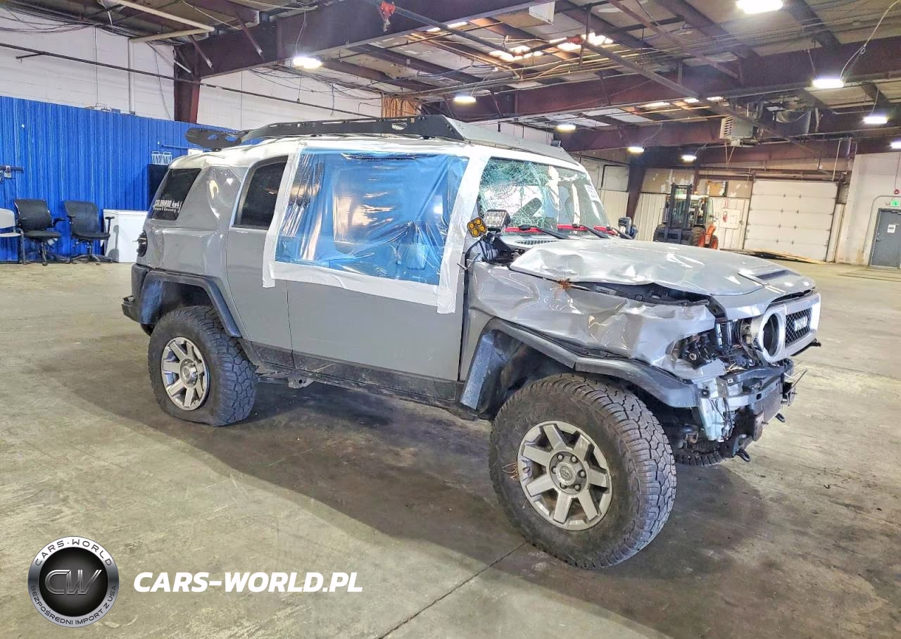 2014 Toyota Fj Cruiser Base VIN:JTEBU4BF6EK207912 - 4