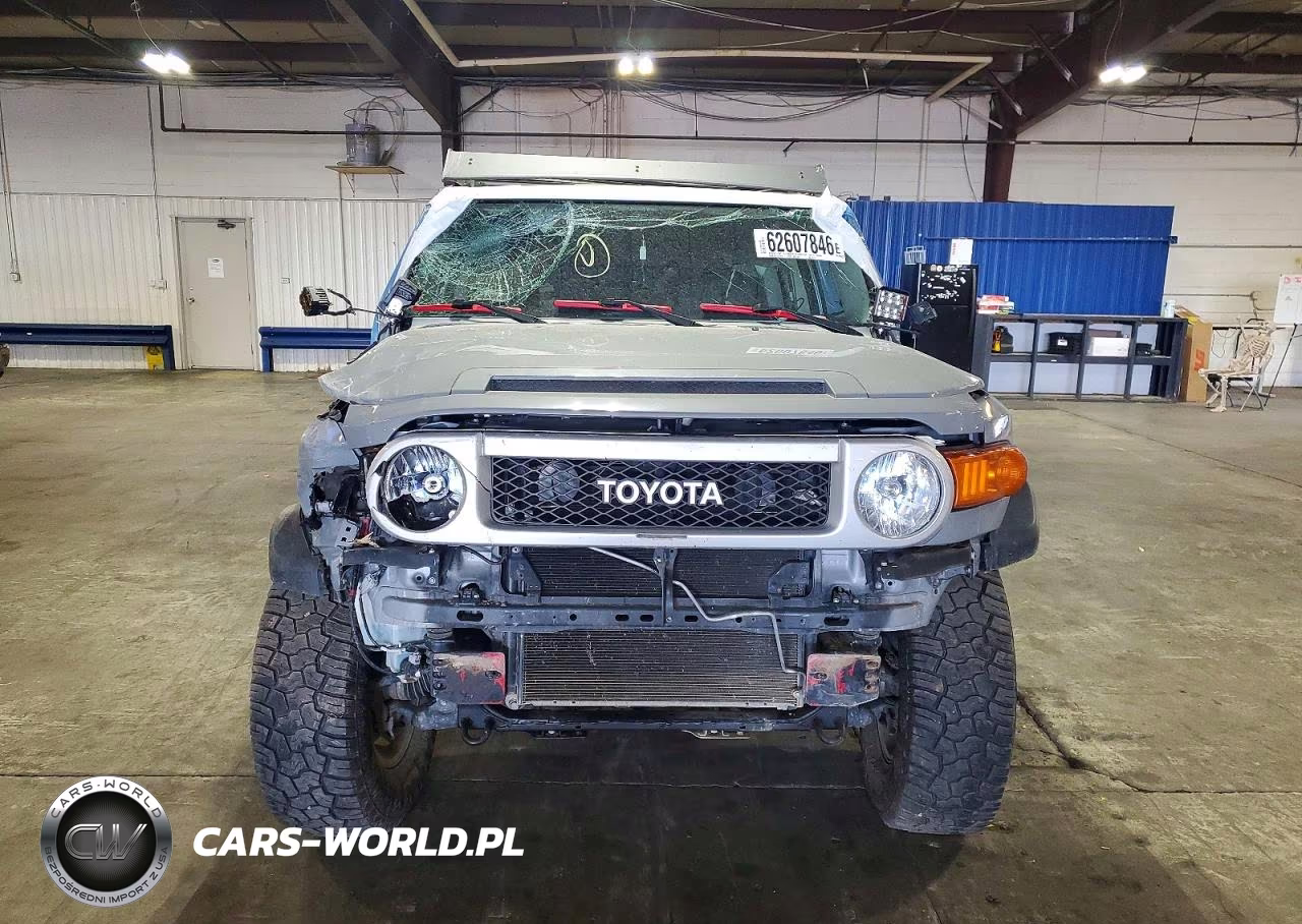 2014 Toyota Fj Cruiser Base VIN:JTEBU4BF6EK207912 - 5