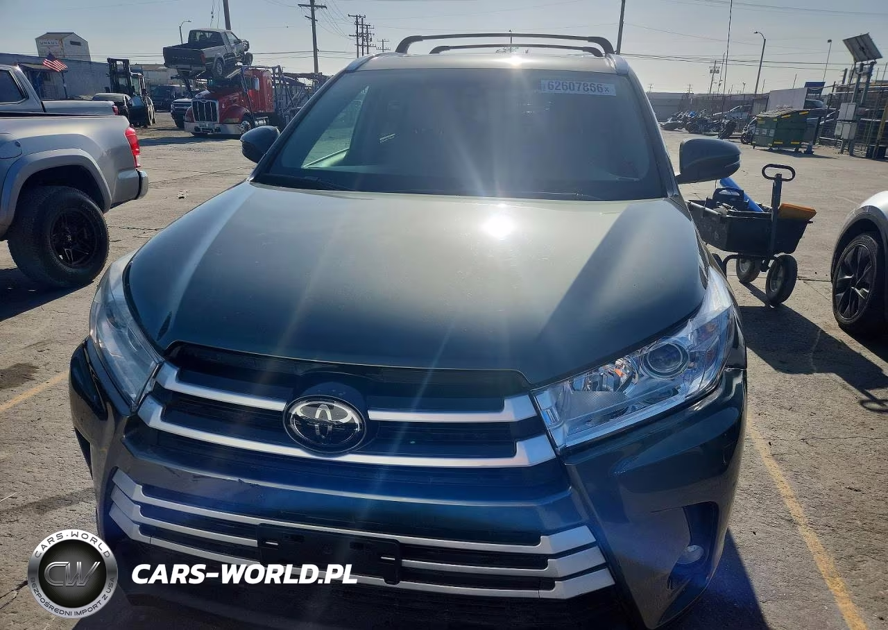 2019 Toyota Highlander Xle VIN:5TDJZRFH3KS940661 - 5