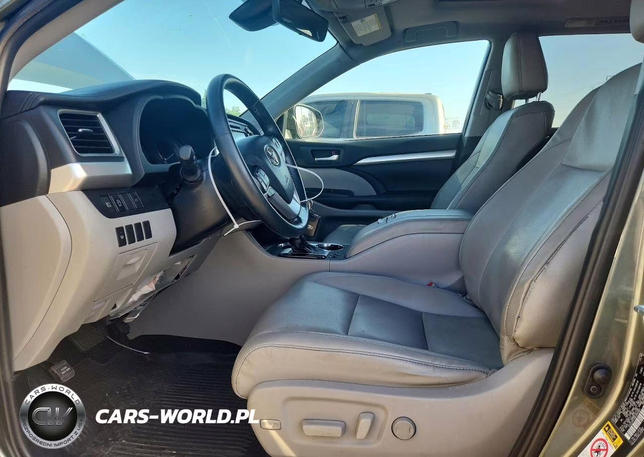 2019 Toyota Highlander Xle VIN:5TDJZRFH3KS940661 - 7