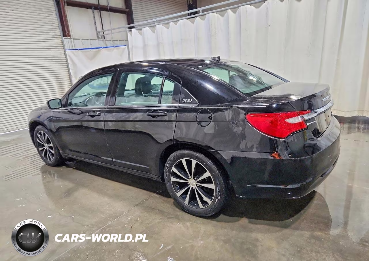 2013 Chrysler 200 Touring VIN:1C3CCBBB6DN651290 - 2