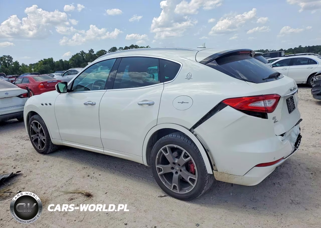 2017 Maserati Levante Luxury VIN:ZN661XUL9HX260659 - 2