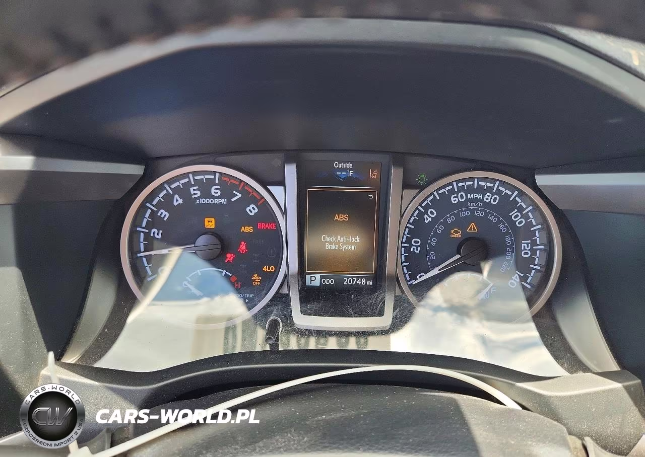 2023 Toyota Tacoma Double Cab VIN:3TYCZ5AN8PT110719 - 9