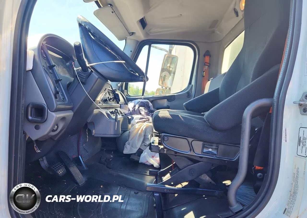 2015 Freightliner M2 106 Medium Duty VIN:3ALACWDT7FDGE5685 - 7