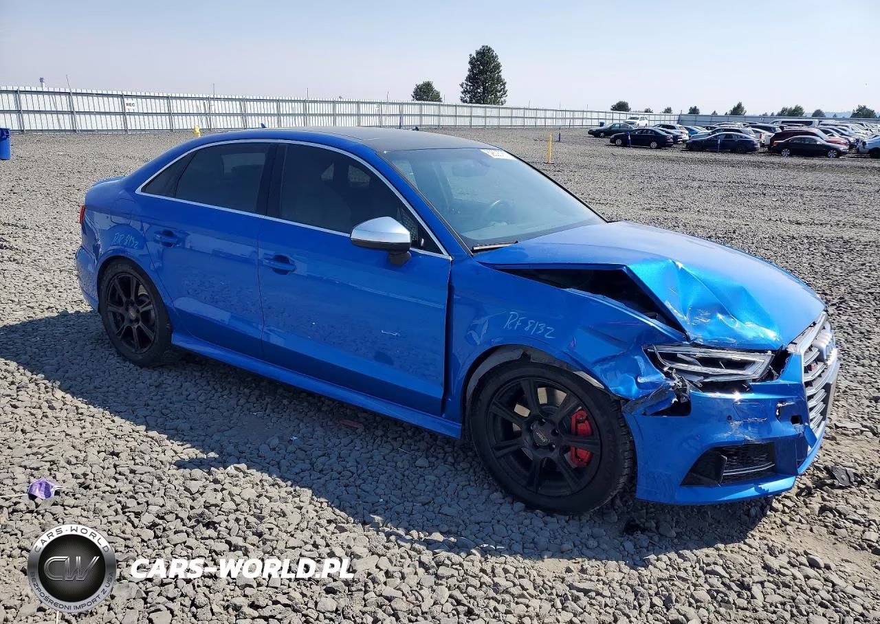 2018 Audi S3 Premium Plus VIN:WAUB1GFFXJ1014992 - 4