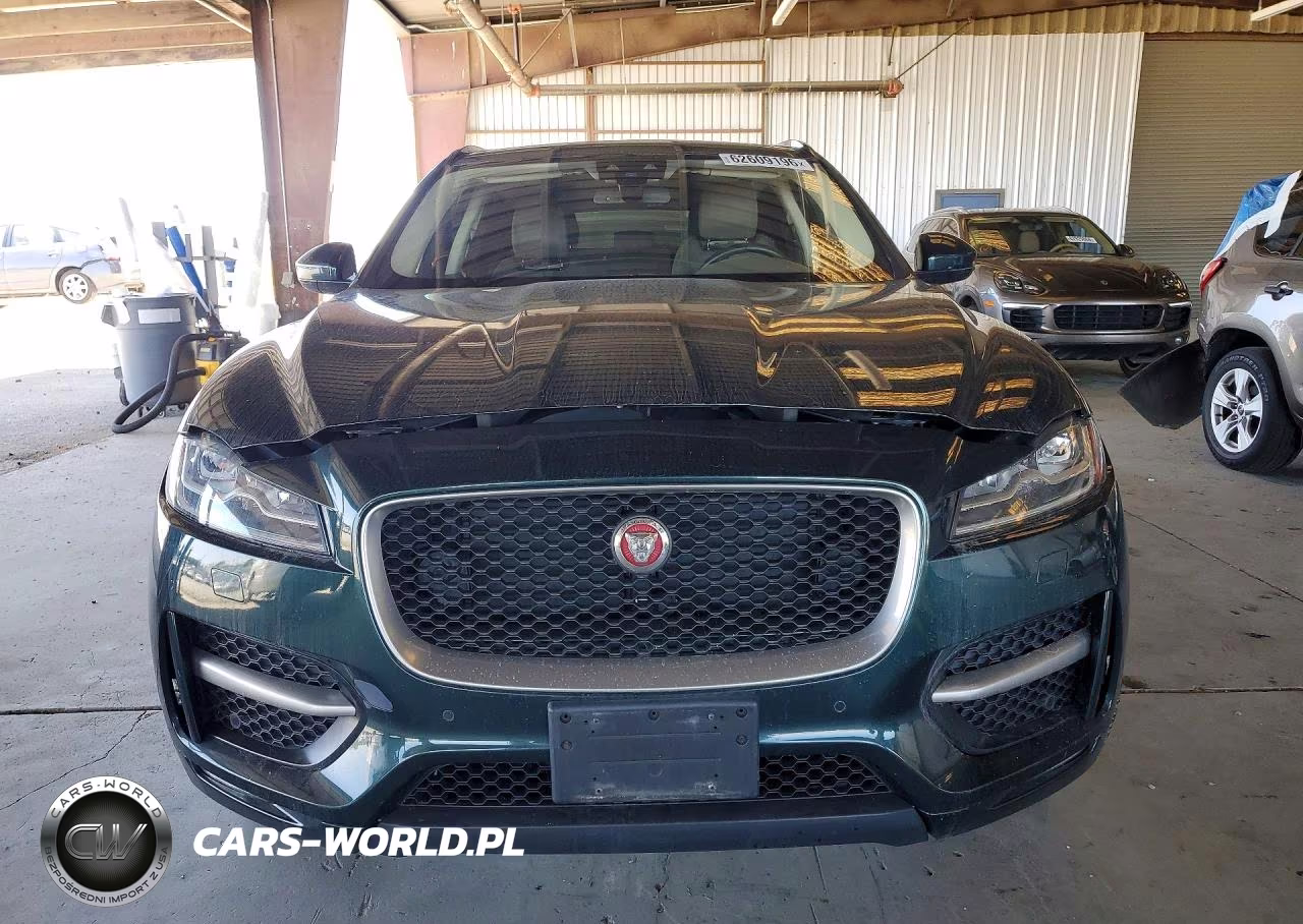 2018 Jaguar F-Pace R - Sport VIN:SADCL2FN5JA296202 - 5