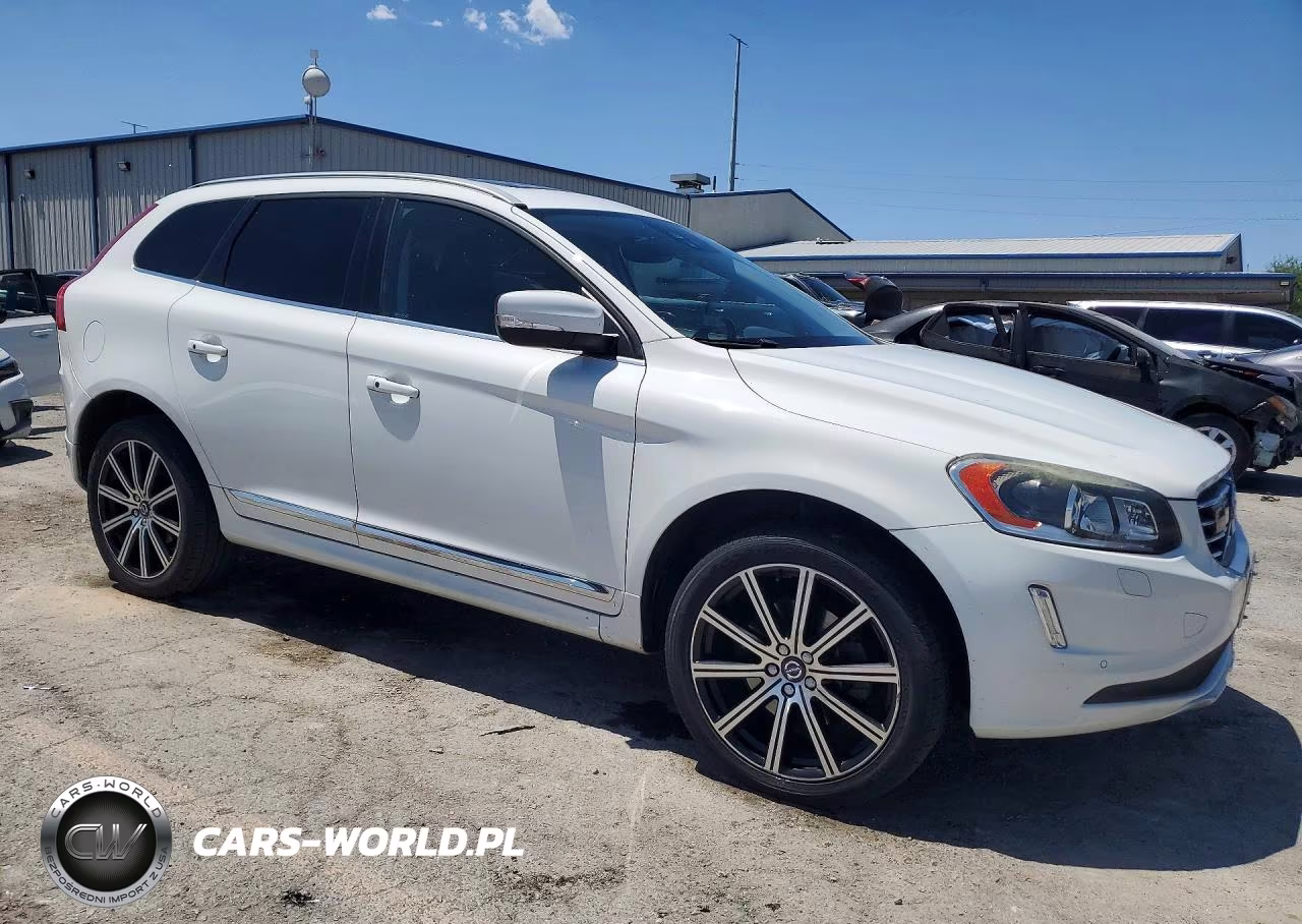 2015 Volvo Xc60 T5 Platinum VIN:YV440MDM5F2736822 - 4