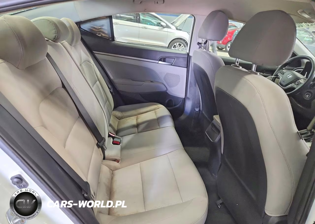 2017 Hyundai Elantra Se VIN:5NPD74LFXHH112212 - 10