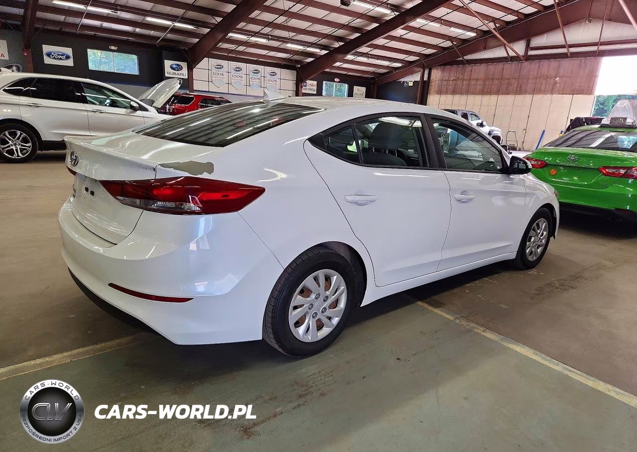 2017 Hyundai Elantra Se VIN:5NPD74LFXHH112212 - 3