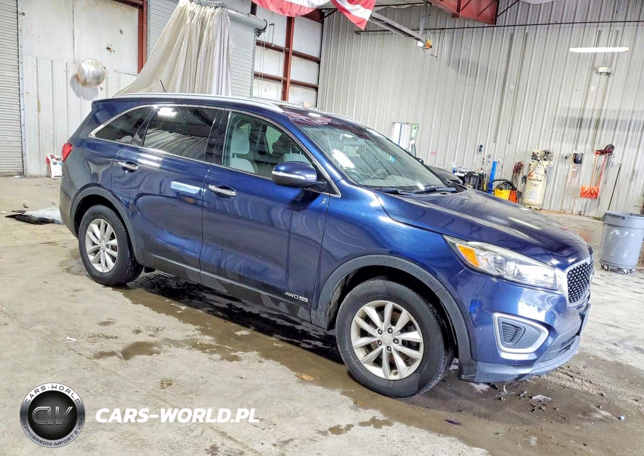 2017 Kia Sorento Lx V6 VIN:5XYPGDA50HG293237 - 4