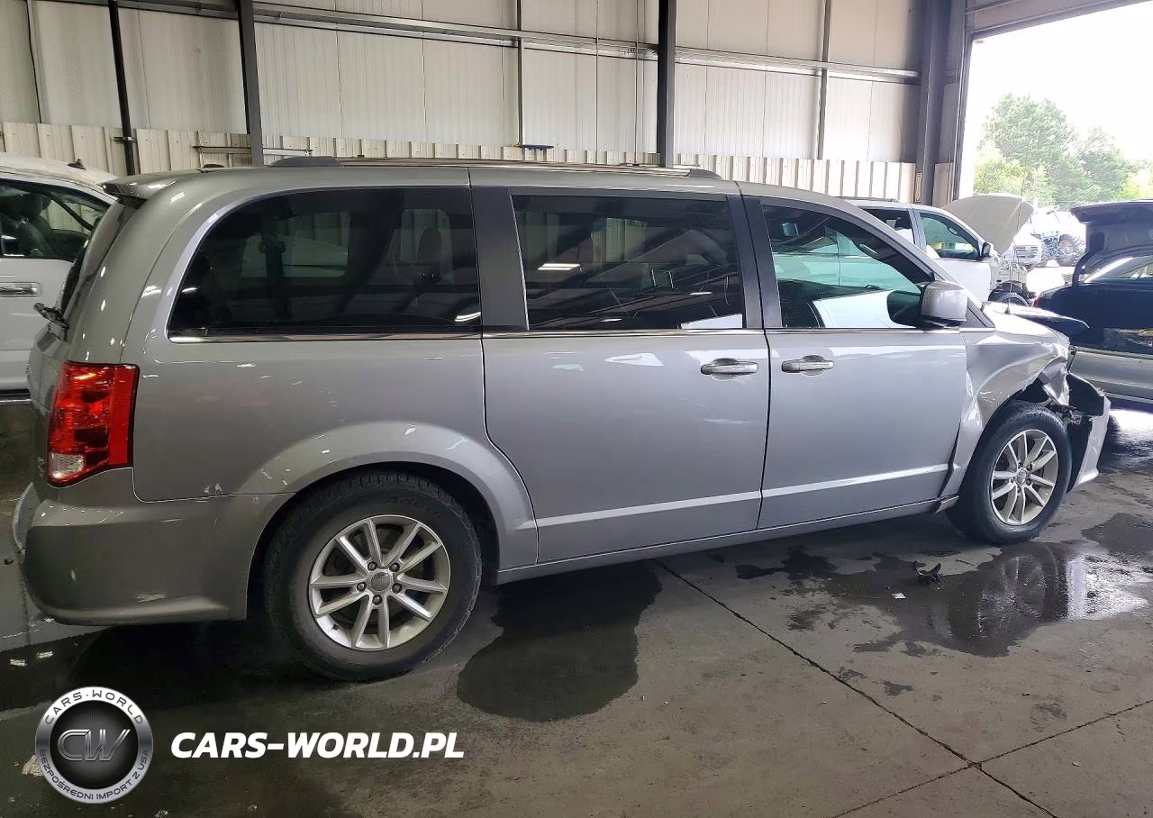 2018 Dodge Grand Caravan Sxt VIN:2C4RDGCG8JR267441 - 3
