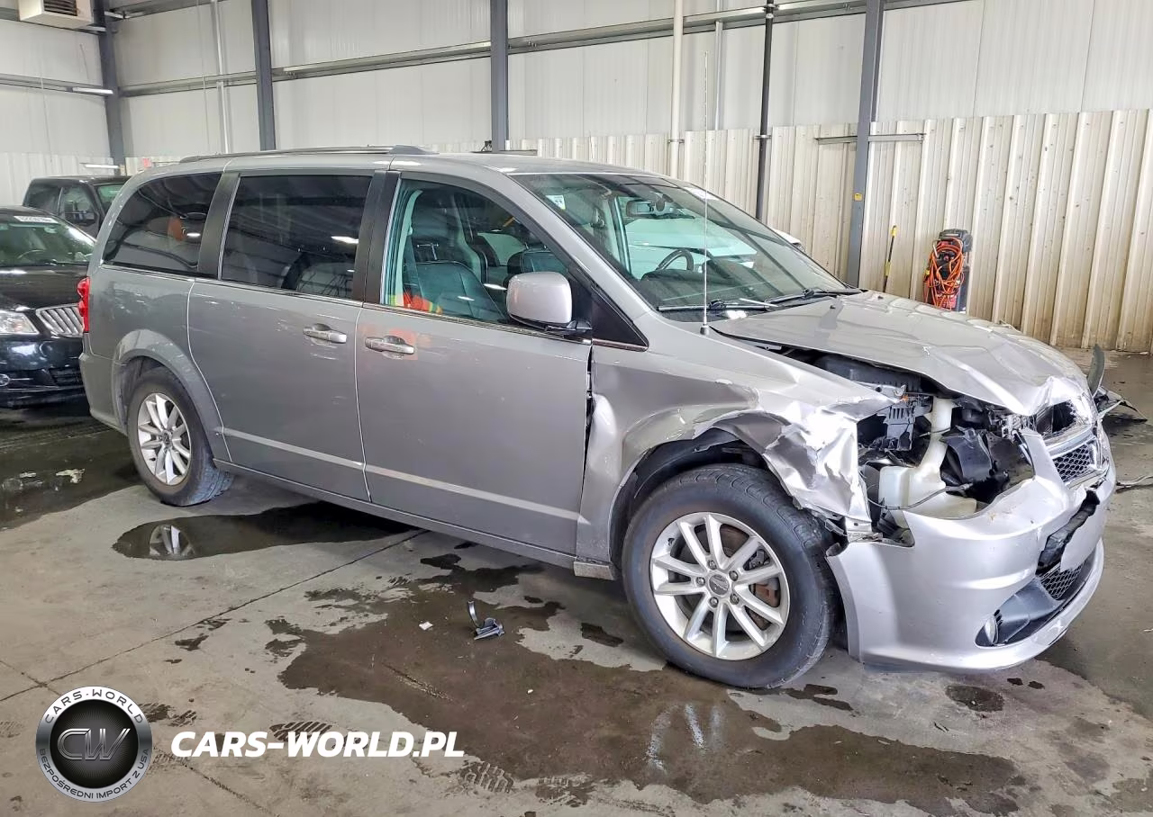 2018 Dodge Grand Caravan Sxt VIN:2C4RDGCG8JR267441 - 4