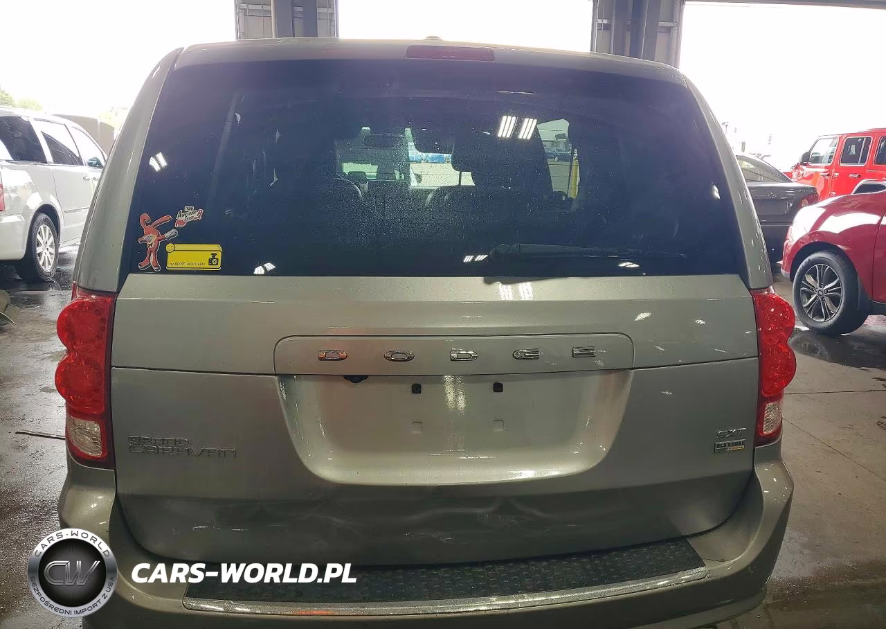 2018 Dodge Grand Caravan Sxt VIN:2C4RDGCG8JR267441 - 6