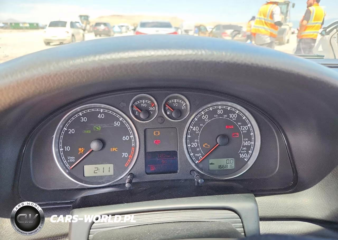 2003 Volkswagen Passat Glx 4Motion VIN:WVWYH63B03E062341 - 9