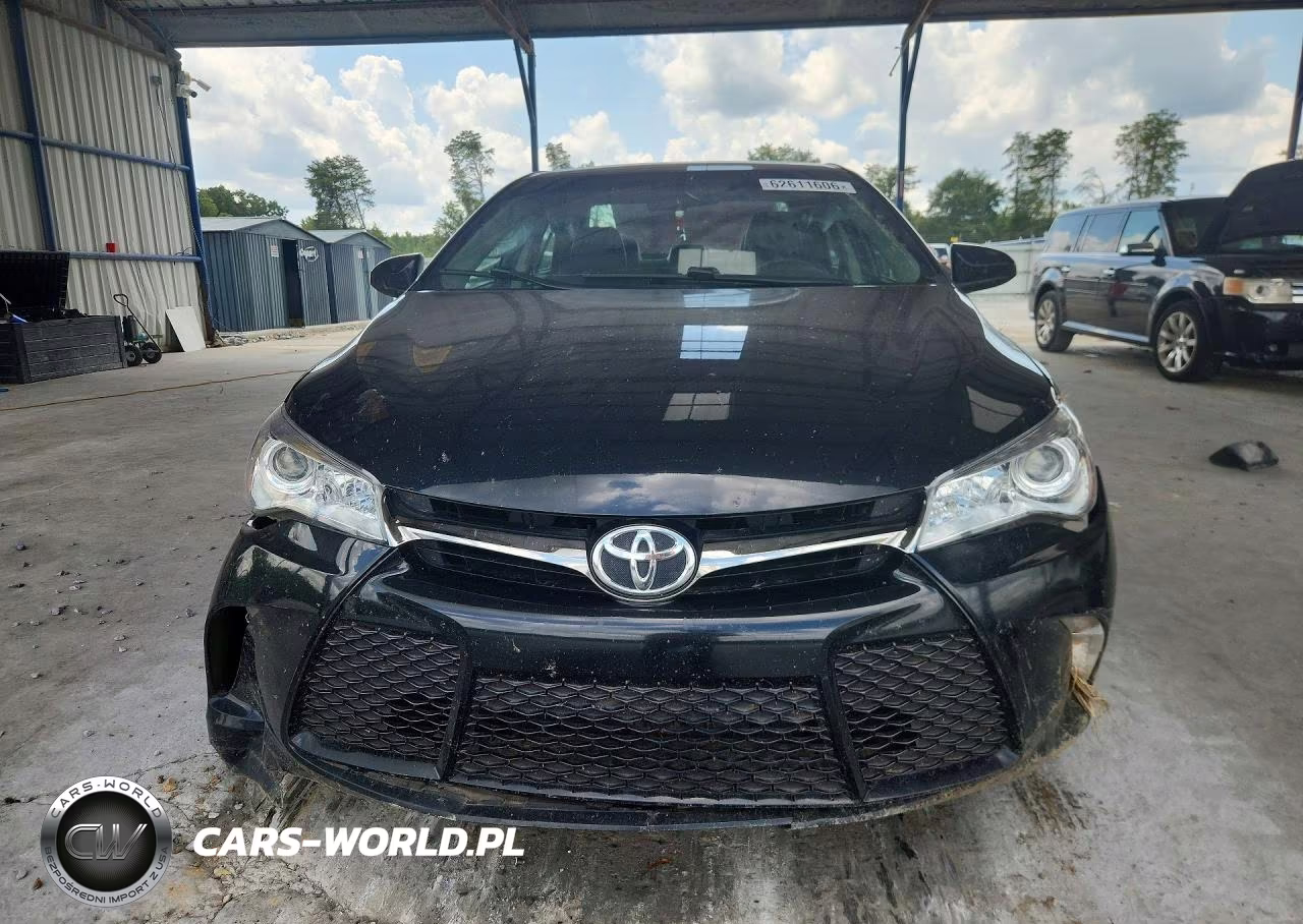 2017 Toyota Camry Se VIN:4T1BF1FK2HU319566 - 5