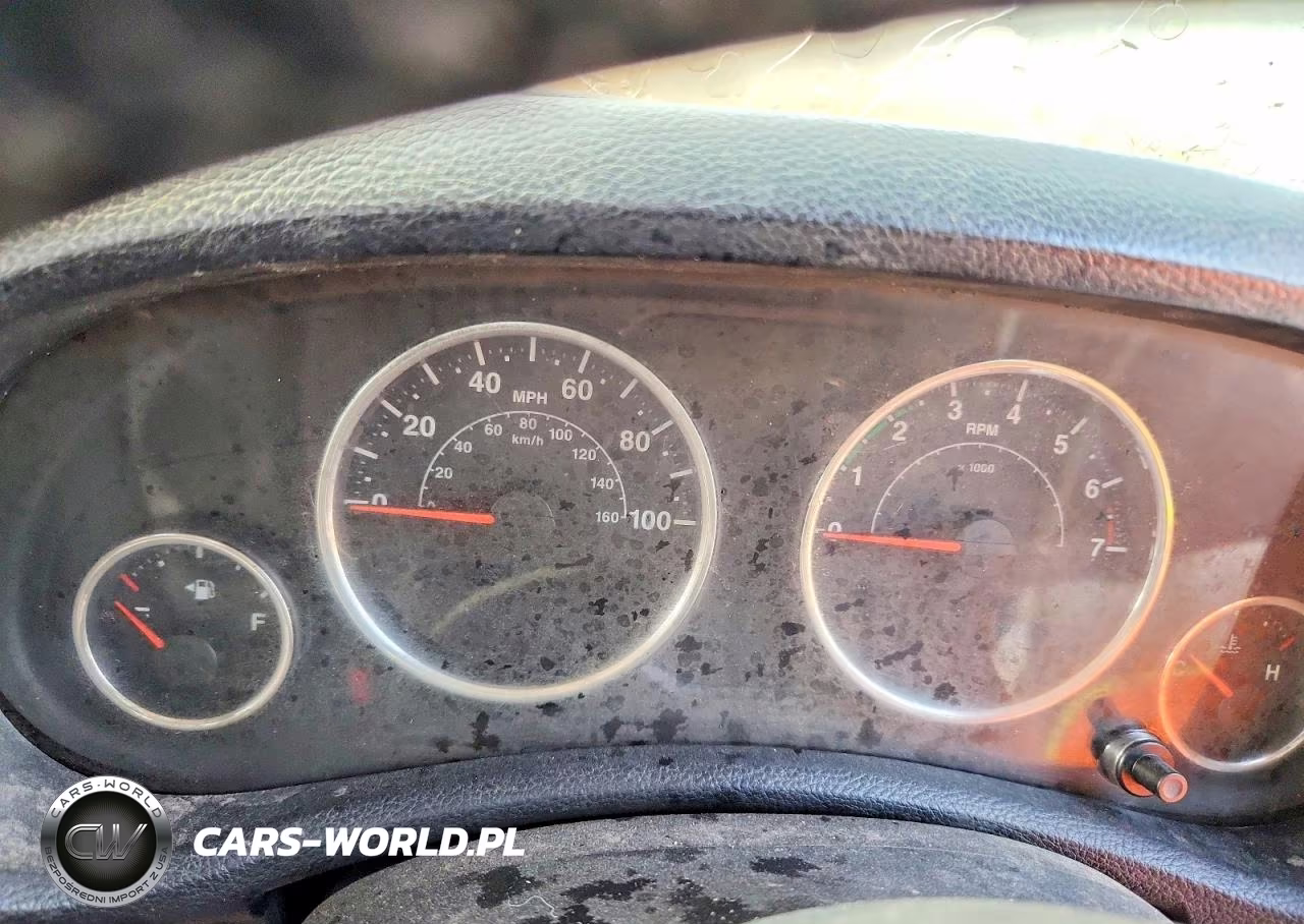 2014 Jeep Wrangler Unlimited Sport VIN:1C4BJWKG0EL257037 - 9