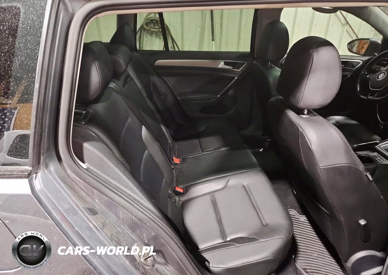 2017 Volkswagen Golf Sportwagen S VIN:3VWC17AUXHM501505 - 10