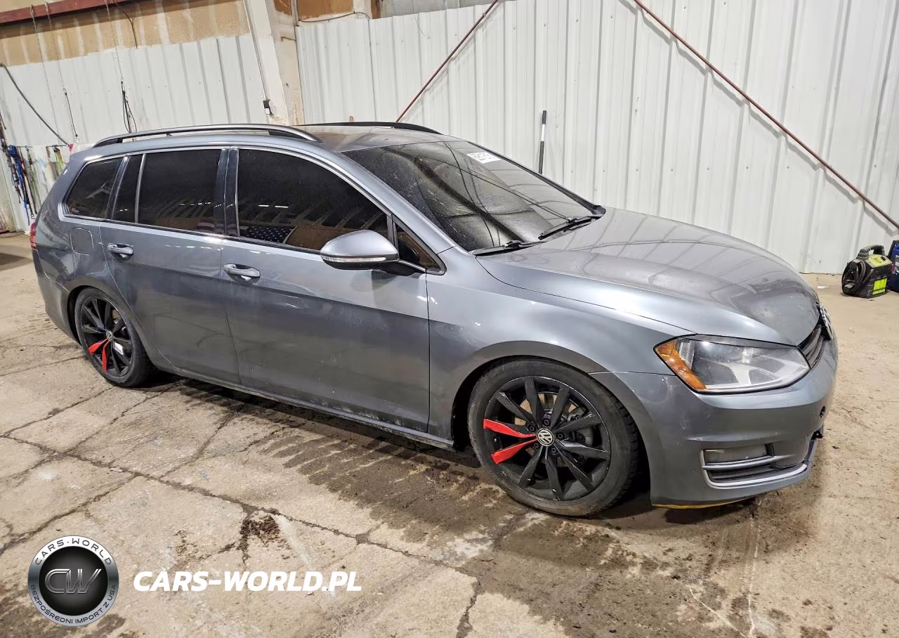 2017 Volkswagen Golf Sportwagen S VIN:3VWC17AUXHM501505 - 4