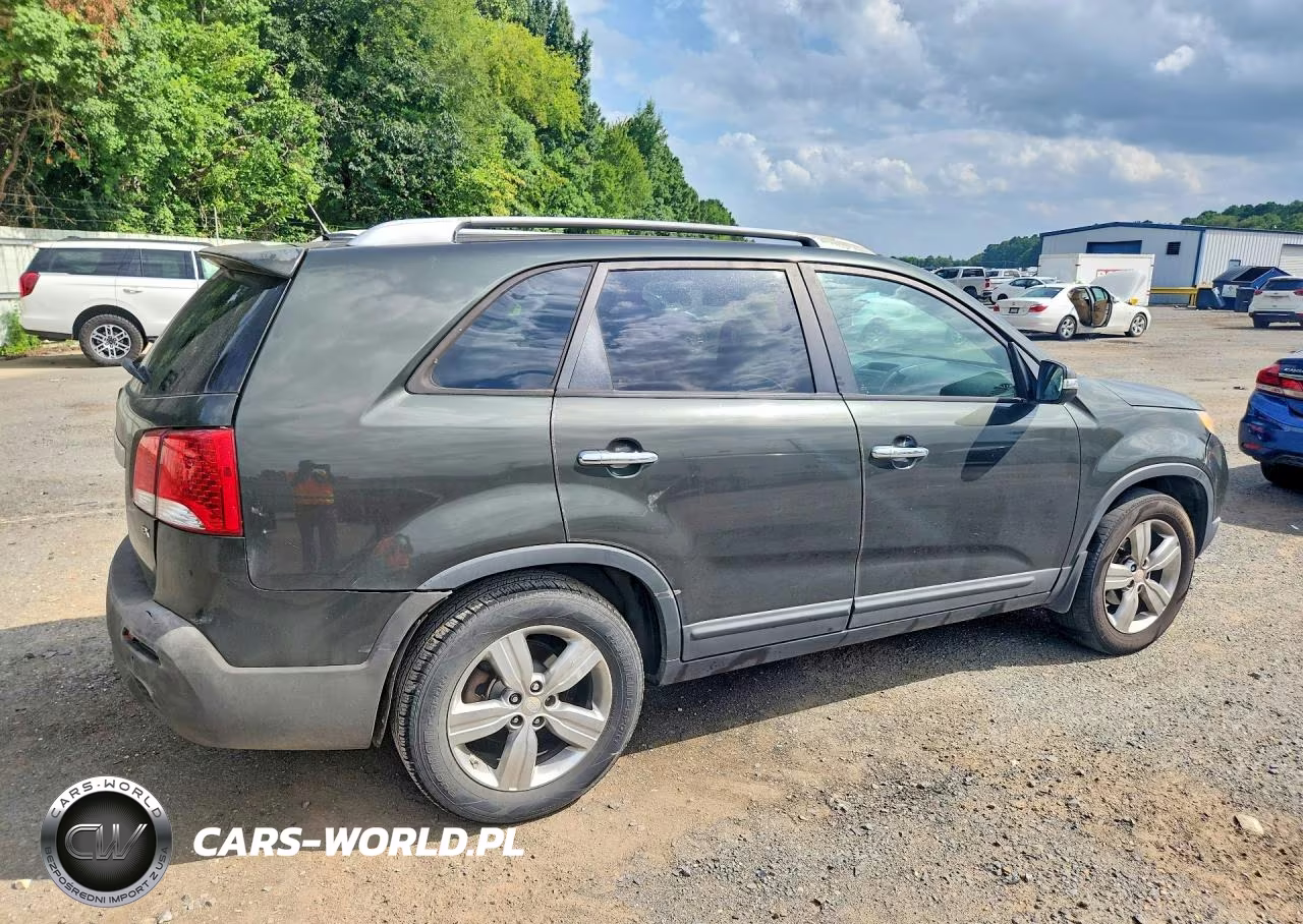 2012 Kia Sorento Ex VIN:5XYKU3A65CG302822 - 3