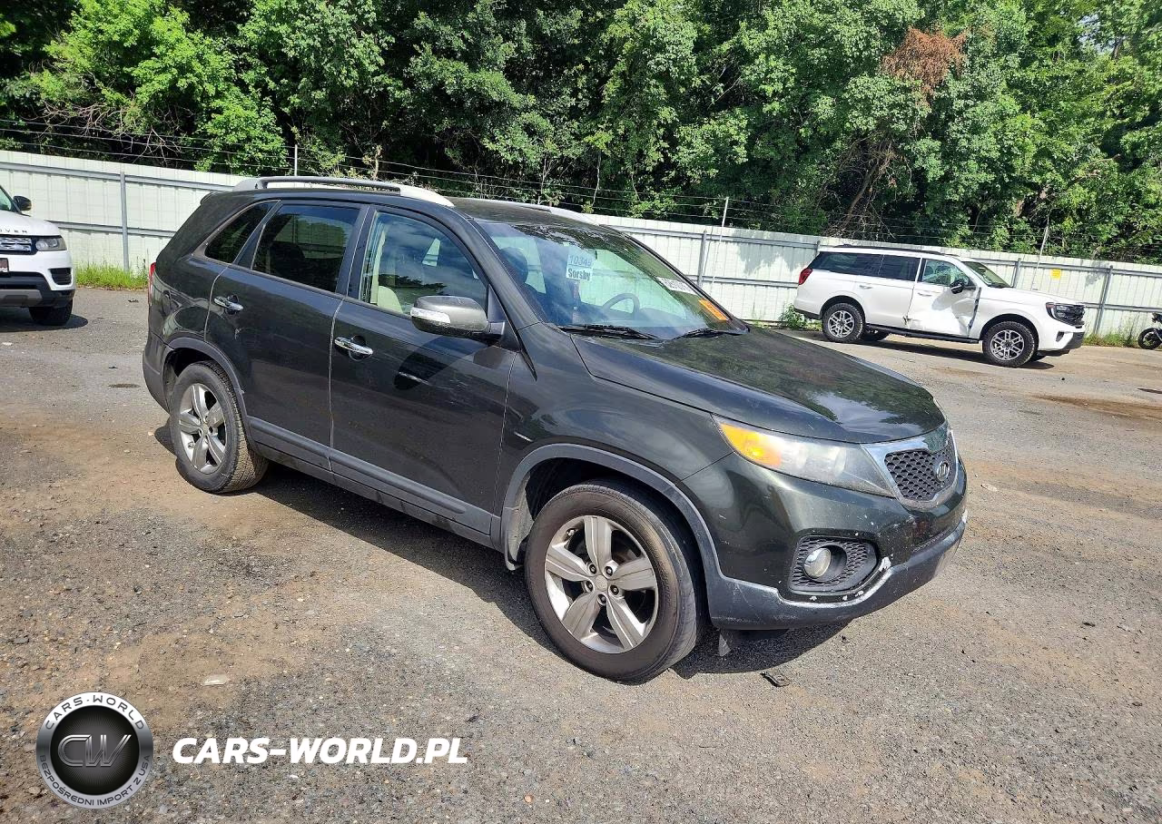 2012 Kia Sorento Ex VIN:5XYKU3A65CG302822 - 4