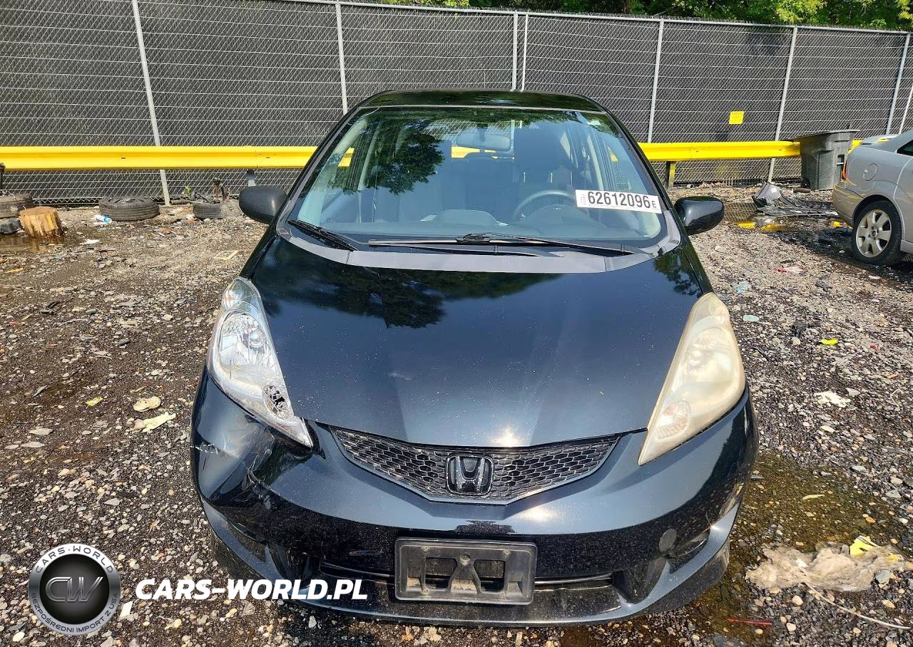 2011 Honda Fit Sport VIN:JHMGE8H52BS010422 - 5