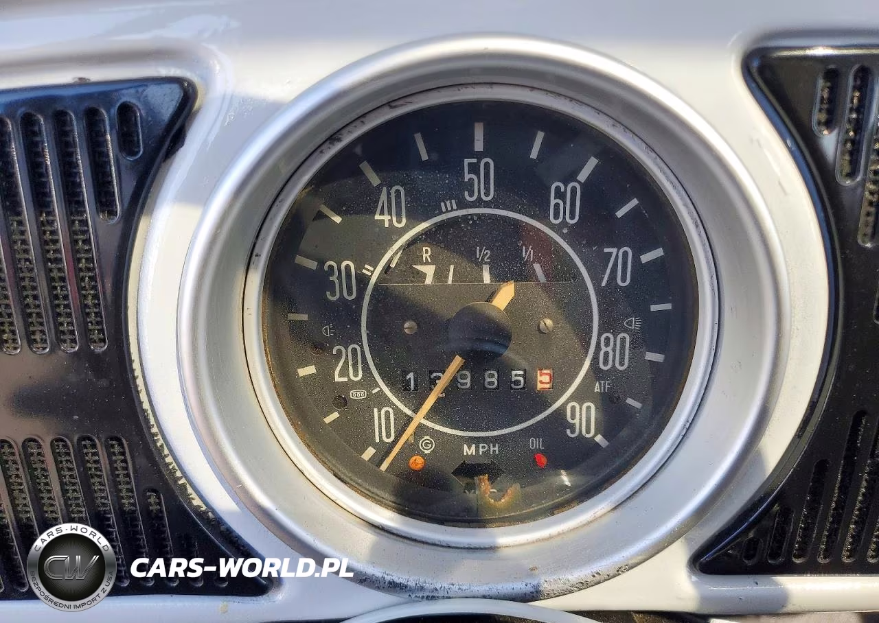 1970 Volkswagen Beetle VIN:1102120402 - 9