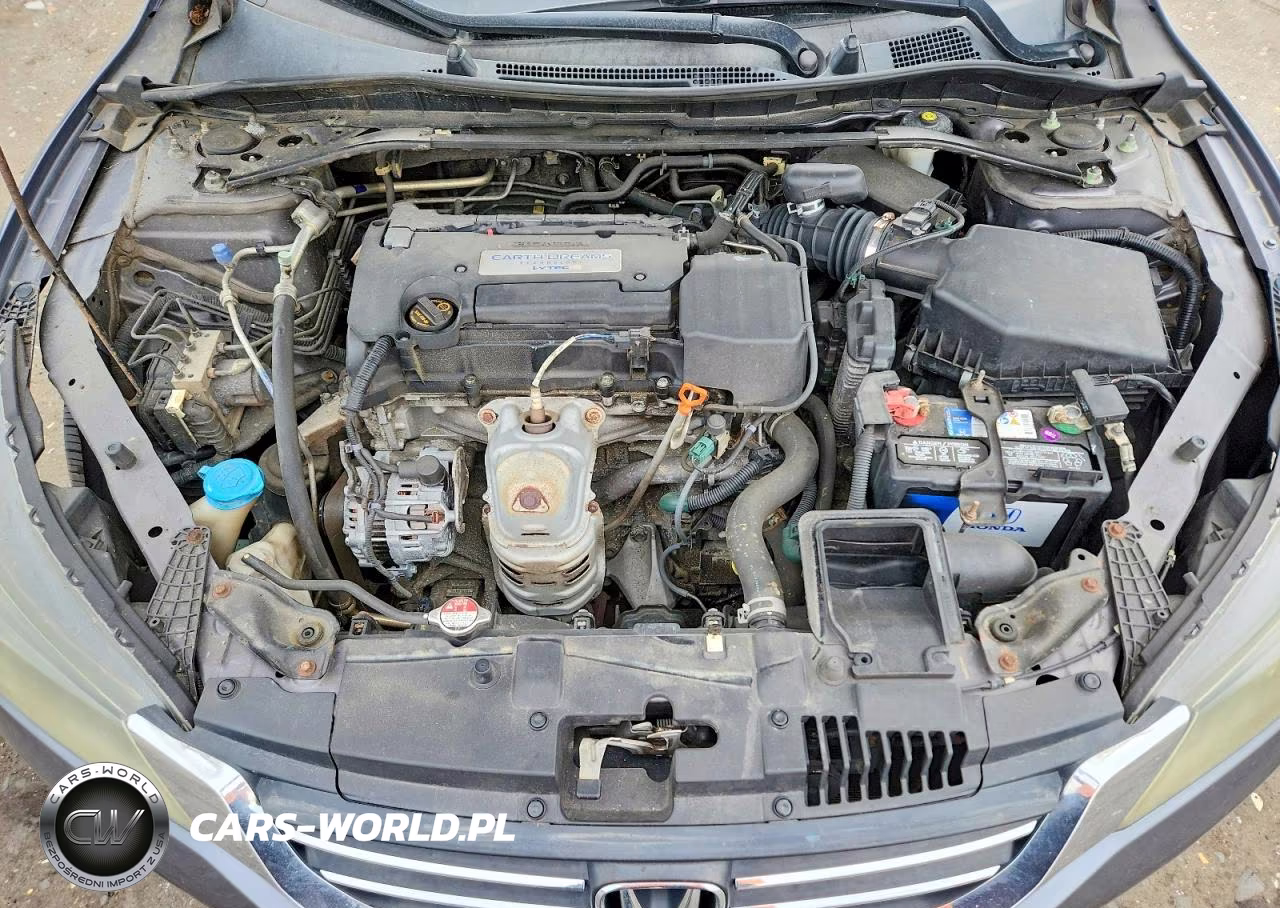 2014 Honda Accord Sport VIN:1HGCR2F52EA110925 - 11