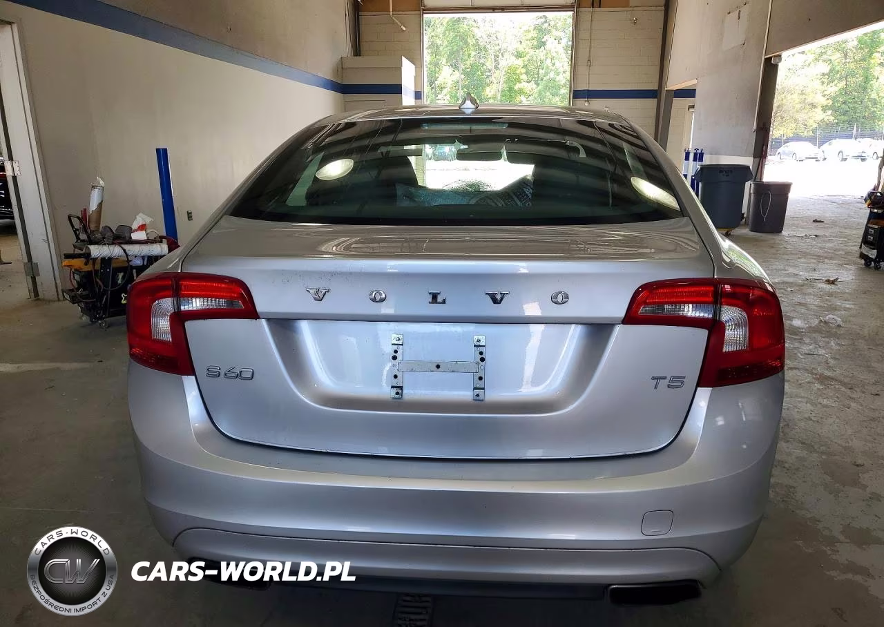 2015 Volvo S60 Premier VIN:YV140MFB9F1299809 - 6