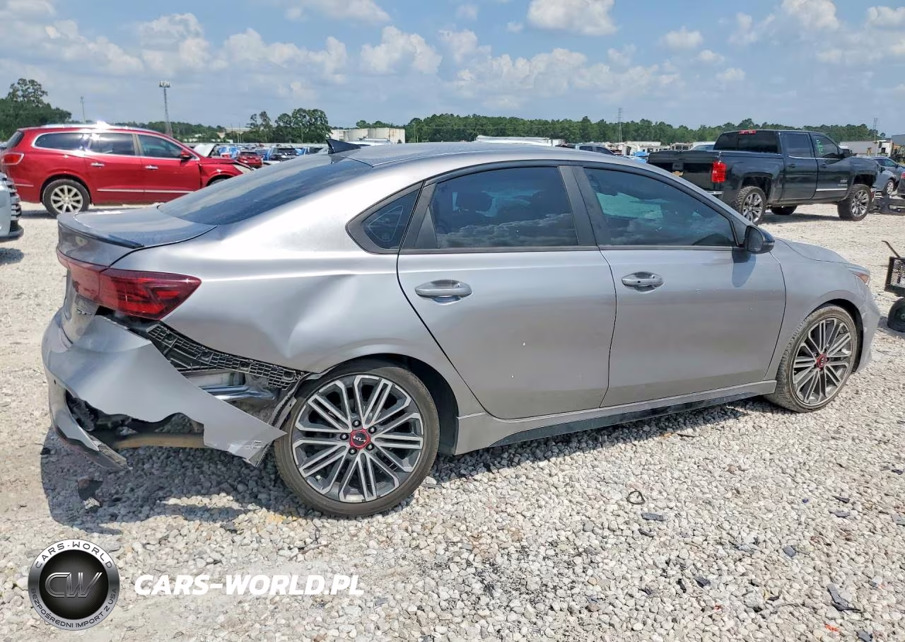 2023 Kia Forte Gt VIN:3KPF44AC4PE563911 - 3
