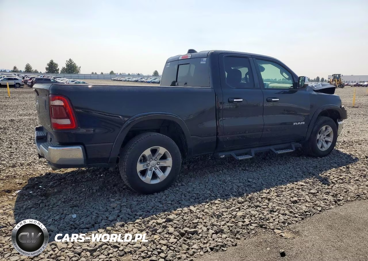 2019 Ram 1500 Laramie VIN:1C6SRFDT3KN806451 - 3