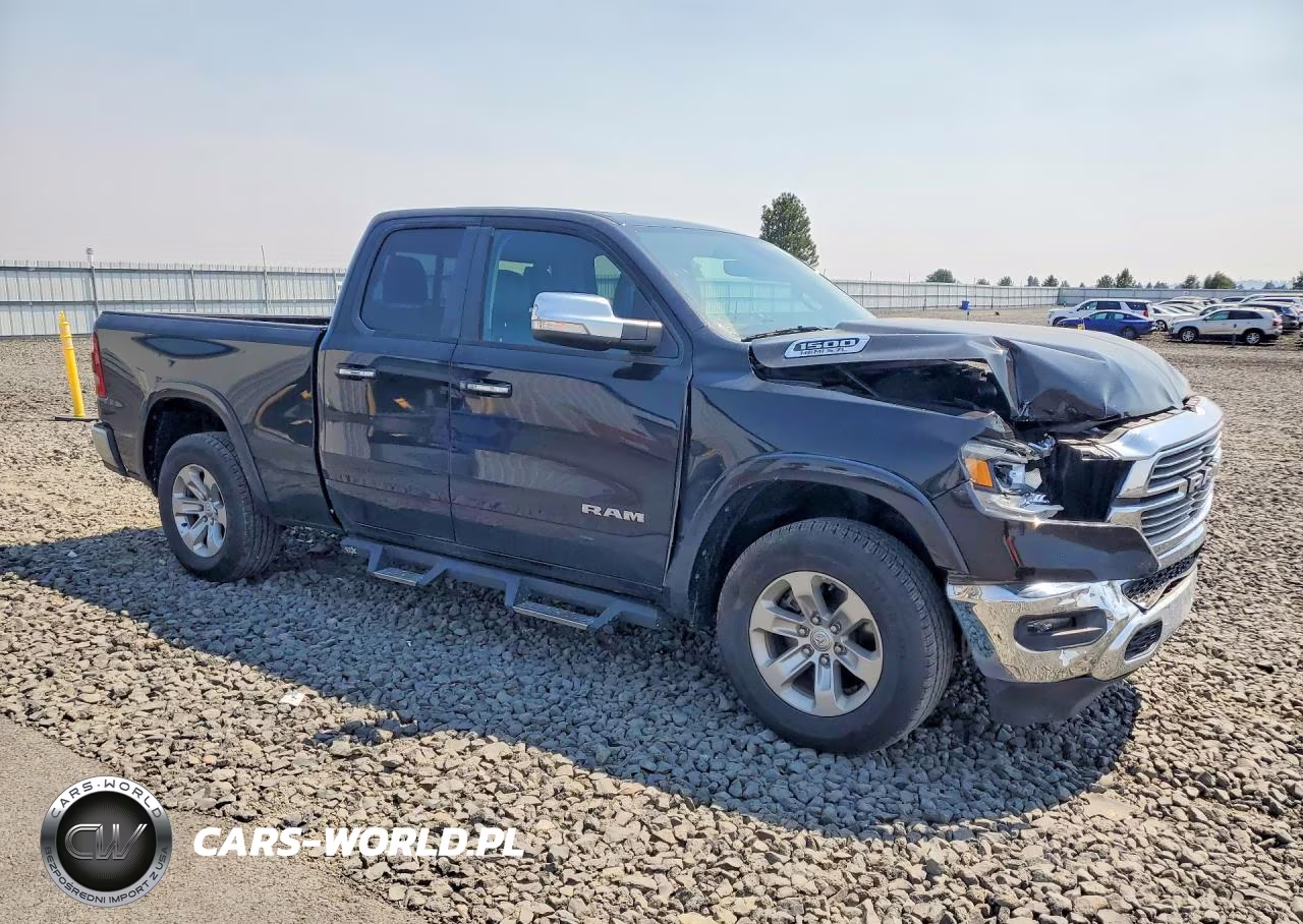 2019 Ram 1500 Laramie VIN:1C6SRFDT3KN806451 - 4