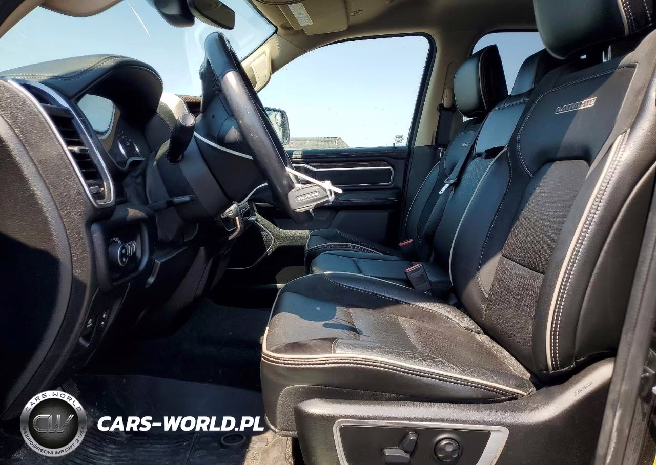2019 Ram 1500 Laramie VIN:1C6SRFDT3KN806451 - 7