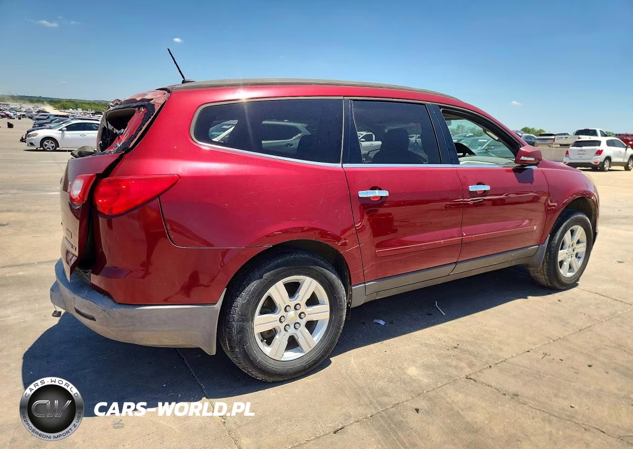2010 Chevrolet Traverse Lt VIN:1GNLRFED7AS151867 - 3