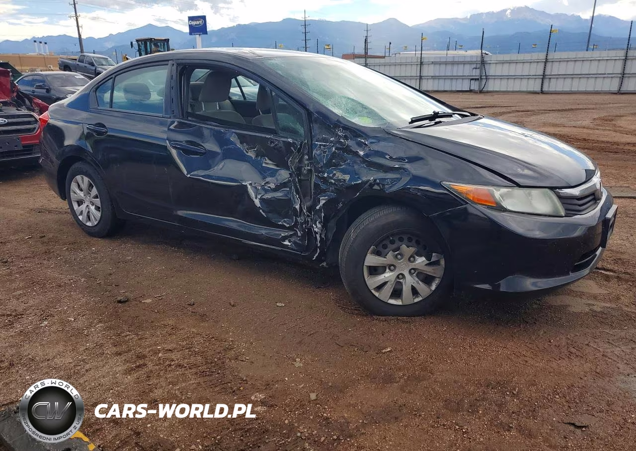 2012 Honda Civic Lx VIN:2HGFB2F58CH558425 - 4