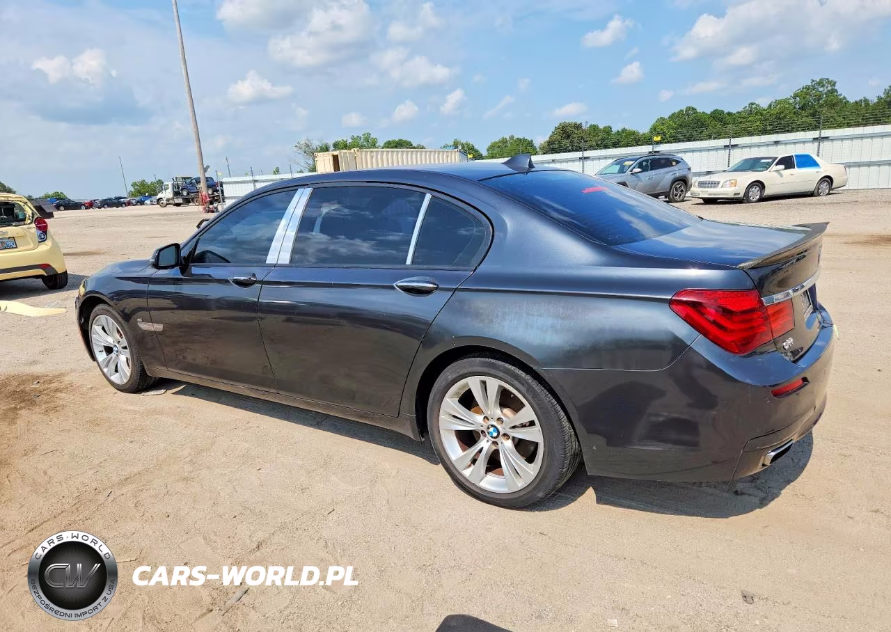 2015 BMW 740 Lxi VIN:WBAYF4C53FGS99111 - 2