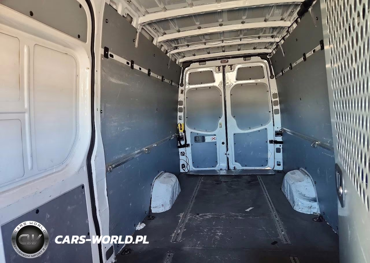 2012 Mercedes-Benz Sprinter 2500 VIN:WD3PE8CC3C5679915 - 10