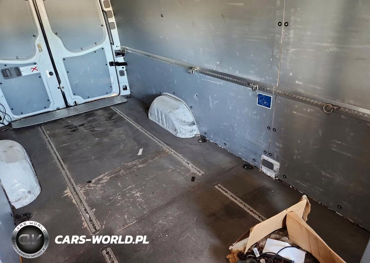 2012 Mercedes-Benz Sprinter 2500 VIN:WD3PE8CC3C5679915 - 11