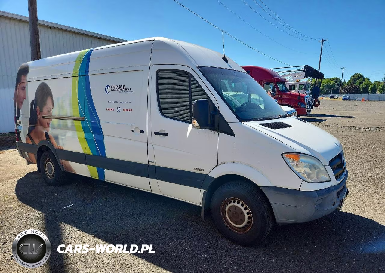 2012 Mercedes-Benz Sprinter 2500 VIN:WD3PE8CC3C5679915 - 4