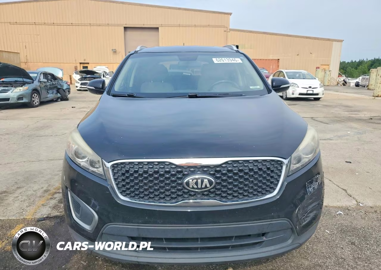 2017 Kia Sorento Lx VIN:5XYPG4A38HG224410 - 5