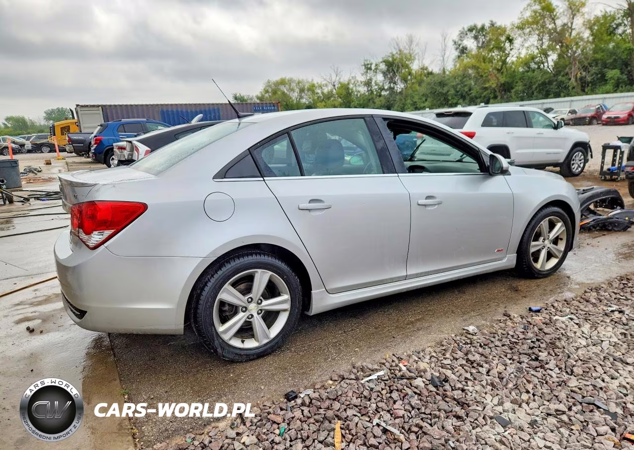 2014 Chevrolet Cruze Lt VIN:1G1PE5SB8E7424318 - 3