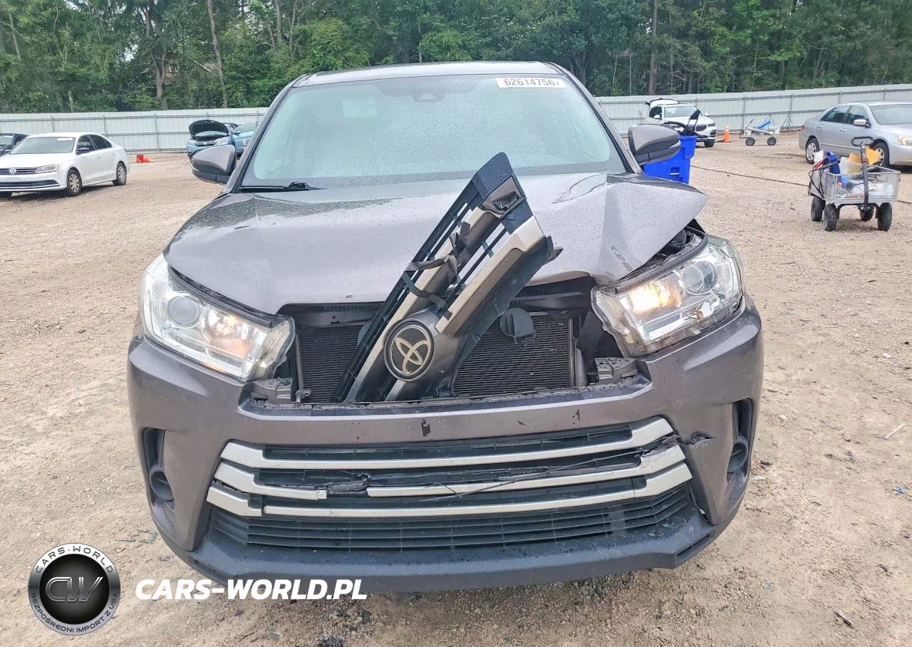 2019 Toyota Highlander Le VIN:5TDZARFH9KS044777 - 5